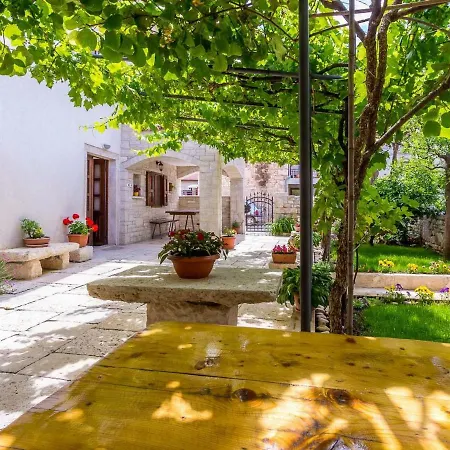 Apartament Cin Medulin